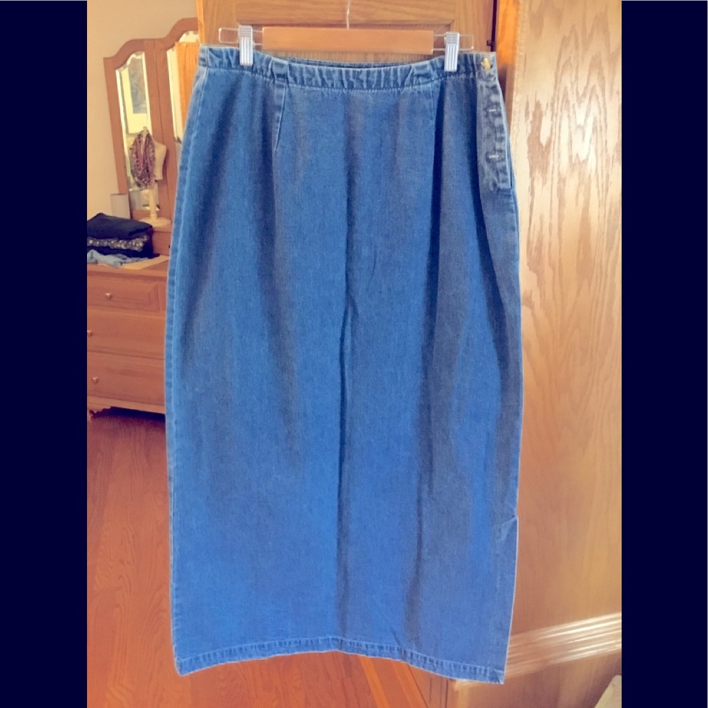 BUY 1 GET 1 FREE. Eddie Bauer Straight Maxi Skirt